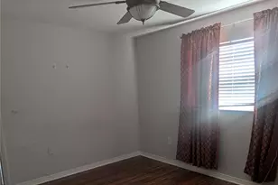 1830 58th St S, Gulfport, FL 33707 - Photo 13