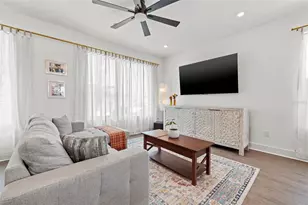 320 15th St N, Saint Petersburg, FL 33705 - Photo 19