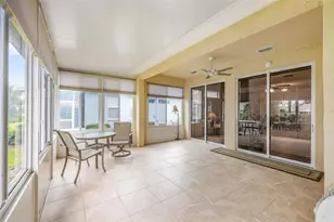 1226 Huntington Greens Dr, Sun City Center, FL 33573 - Photo 23