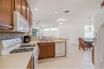 1226 Huntington Greens Drive, Sun City Center, FL 33573 - Photo 11