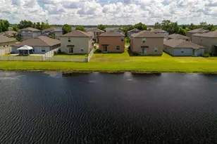 5545 Blue Azure Dr, Wimauma, FL 33598 - Photo 3