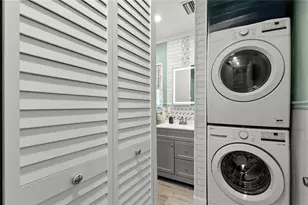 201 39th St S, Saint Petersburg, FL 33711 - Photo 23