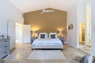 11009 Woodland Waters Blvd, Weeki Wachee, FL 34613 - Photo 5