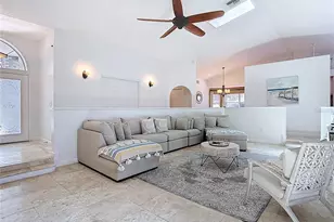 11009 Woodland Waters Blvd, Weeki Wachee, FL 34613 - Photo 11