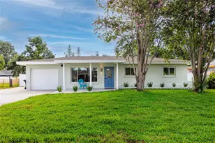 933 64th Ave S, Saint Petersburg, FL 33705 - Photo 1