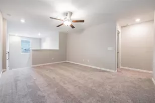 31807 Barrel Wave Way, Wesley Chapel, FL 33545 - Photo 25