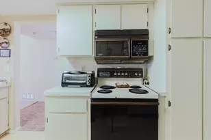 7614 Radcliffe Cir, Port Richey, FL 34668 - Photo 25