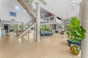 1761 Oceanview Dr, Saint Petersburg, FL 33715 - Photo 15