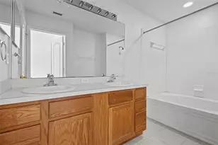 2712 Conch Hollow Dr, Brandon, FL 33511 - Photo 13