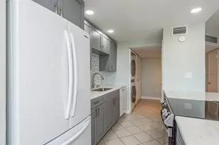 644 Island Way, Clearwater, FL 33767 - Photo 17