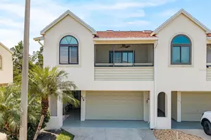 538 Walden Ct, Dunedin, FL 34698 - Photo 1