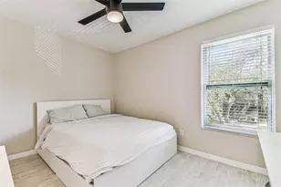 4033 Dream Oak Pl, Tampa, FL 33613 - Photo 21