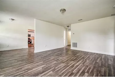 2484 Bayshore Boulevard, Dunedin, FL 34698 - Photo 9