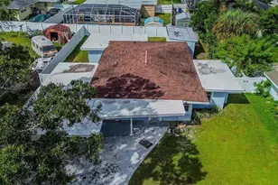 2484 Bayshore Blvd, Dunedin, FL 34698 - Photo 3