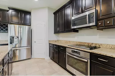 1389 Heritage Landings Drive, Lakeland, FL 33805 - Photo 19