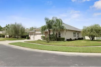 27211 Hawks Nest Circle, Wesley Chapel, FL 33544 - Photo 3