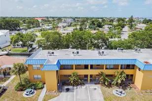 439 S Paula Dr, Dunedin, FL 34698 - Photo 1