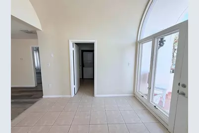 735 Dodecanese Boulevard, Tarpon Springs, FL 34689 - Photo 5