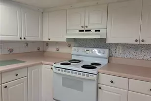 1040 65th St S, South Pasadena, FL 33707 - Photo 35