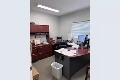 9724 N Armenia Avenue #300, Tampa, FL 33612 - Photo 11