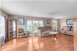 8022 Eastern Cir Dr, Brooksville, FL 34613 - Photo 9