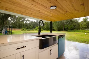 39912 Jerry Rd, Zephyrhills, FL 33540 - Photo 45