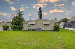 113 Royal Palm Cir, Largo, FL 33778 - Photo 31