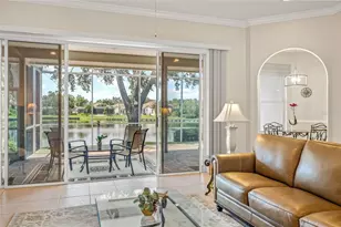 1156 Darlington Oak Dr NE, Saint Petersburg, FL 33703 - Photo 13