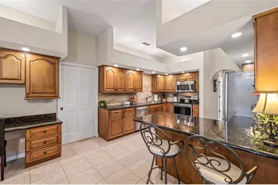 1156 Darlington Oak Drive NE, Saint Petersburg, FL 33703 - Photo 21