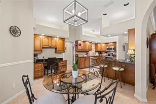 1156 Darlington Oak Dr NE, Saint Petersburg, FL 33703 - Photo 19