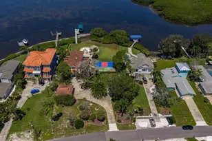 1632 Seabreeze Dr, Tarpon Springs, FL 34689 - Photo 79