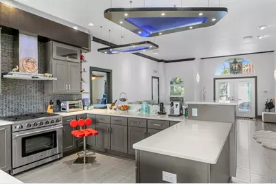 1632 Sea Breeze Drive, Tarpon Springs, FL 34689 - Photo 11