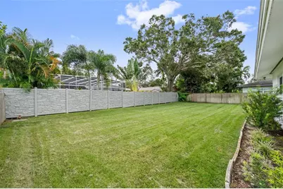 1877 Del Robles Drive, Clearwater, FL 33764 - Photo 7