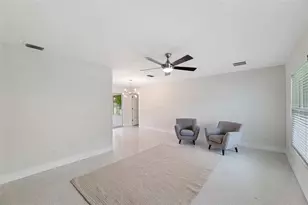 1877 Del Robles Dr, Clearwater, FL 33764 - Photo 45