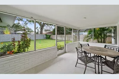 1877 Del Robles Drive, Clearwater, FL 33764 - Photo 13