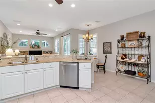 11209 Pine Lilly Pl, Lakewood Ranch, FL 34202 - Photo 15