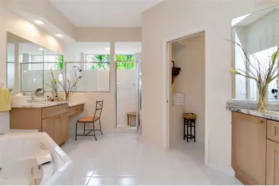 11209 Pine Lilly Place, Lakewood Ranch, FL 34202 - Photo 7