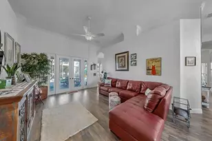 6408 Rubia Cir, Apollo Beach, FL 33572 - Photo 17