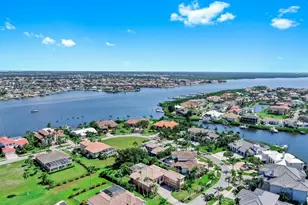 6408 Rubia Cir, Apollo Beach, FL 33572 - Photo 5