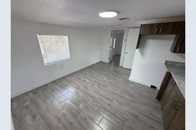 2710 53rd Avenue N, Saint Petersburg, FL 33714 - Photo 33