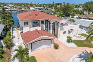 2188 Louisa Dr, Belleair Beach, FL 33786 - Photo 1