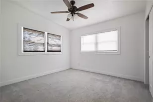 5115 16th St N, Saint Petersburg, FL 33703 - Photo 15