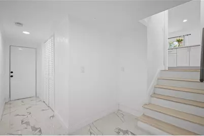 5115 16th Street N, Saint Petersburg, FL 33703 - Photo 7