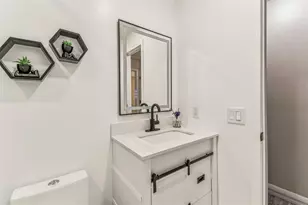 6007 Calendar Ct W, Lakeland, FL 33812 - Photo 17