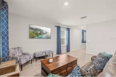 5017 Golden Fig Lane, Wimauma, FL 33598 - Photo 9