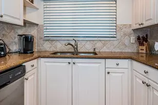 1290 Gulf Blvd, Clearwater Beach, FL 33767 - Photo 47