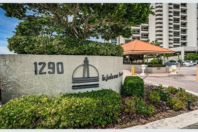 1290 Gulf Boulevard #2004, Clearwater Beach, FL 33767 - Photo 5