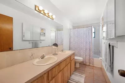 611 49th Avenue N, Saint Petersburg, FL 33703 - Photo 13