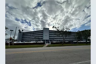 1868 Shore Drive S #608, South Pasadena, FL 33707 - Photo 1