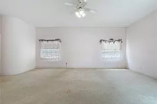 7116 Pebble Beach Ln, Seminole, FL 33777 - Photo 15